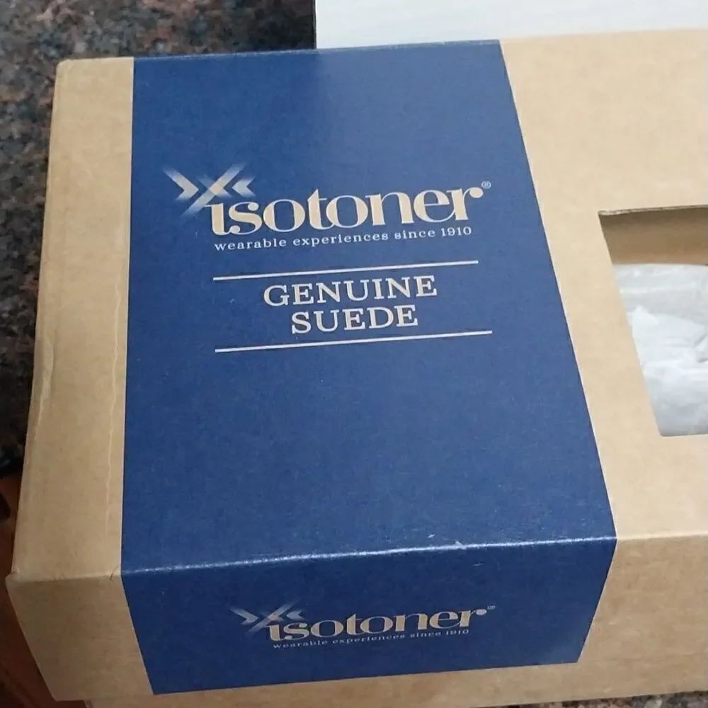 Isotoner Memory Foam Slippers...SIZE 6.5...NEW - Picture 4 of 7